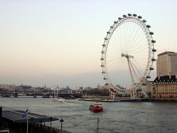 Photo - London Eye depuis Westminster Bridge