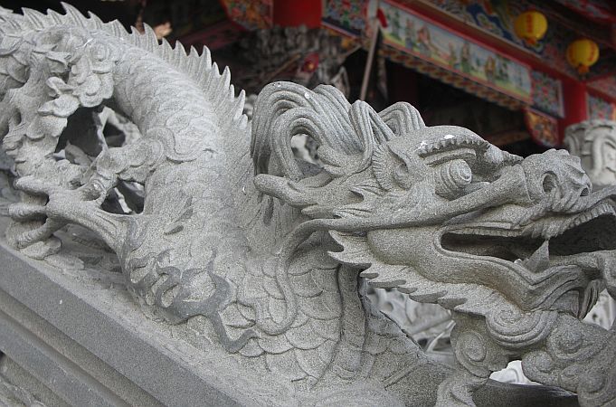 Photo - Dcorations extrieures - Dragon sur rampe